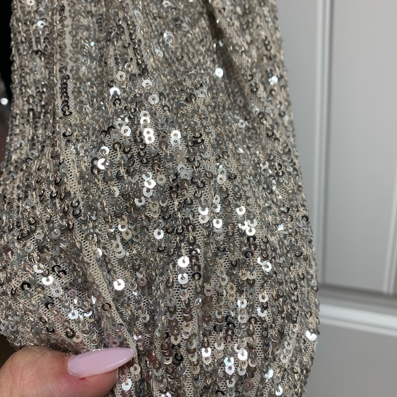 Black dress - Picture 6 of 8